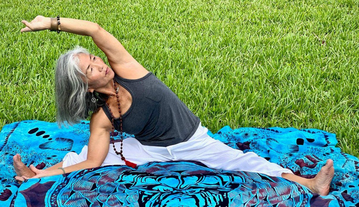 Free Yoga at Lake Shore Park Starting Oct 10